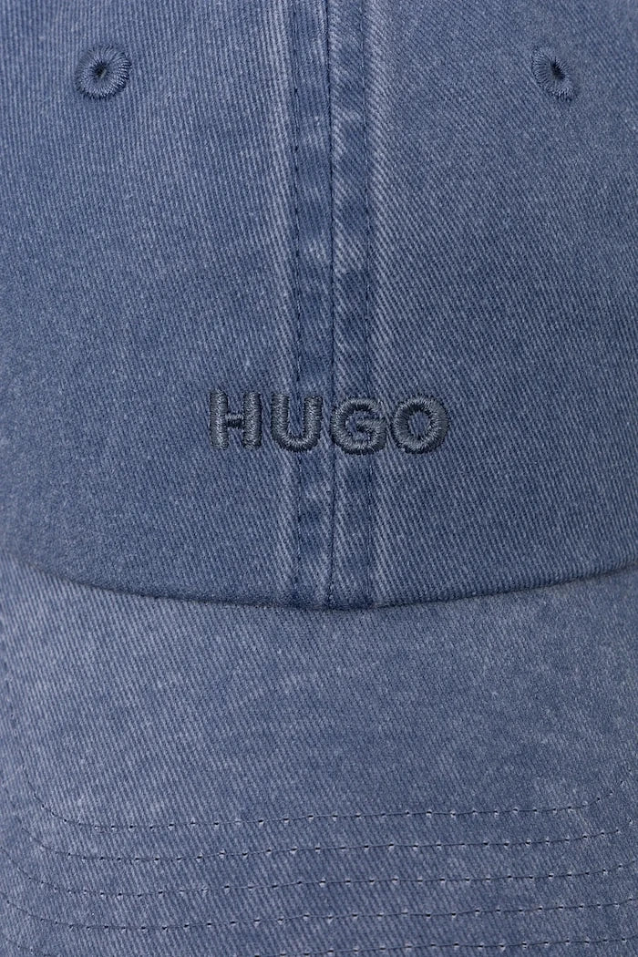 Памучна шапка с козирка HUGO