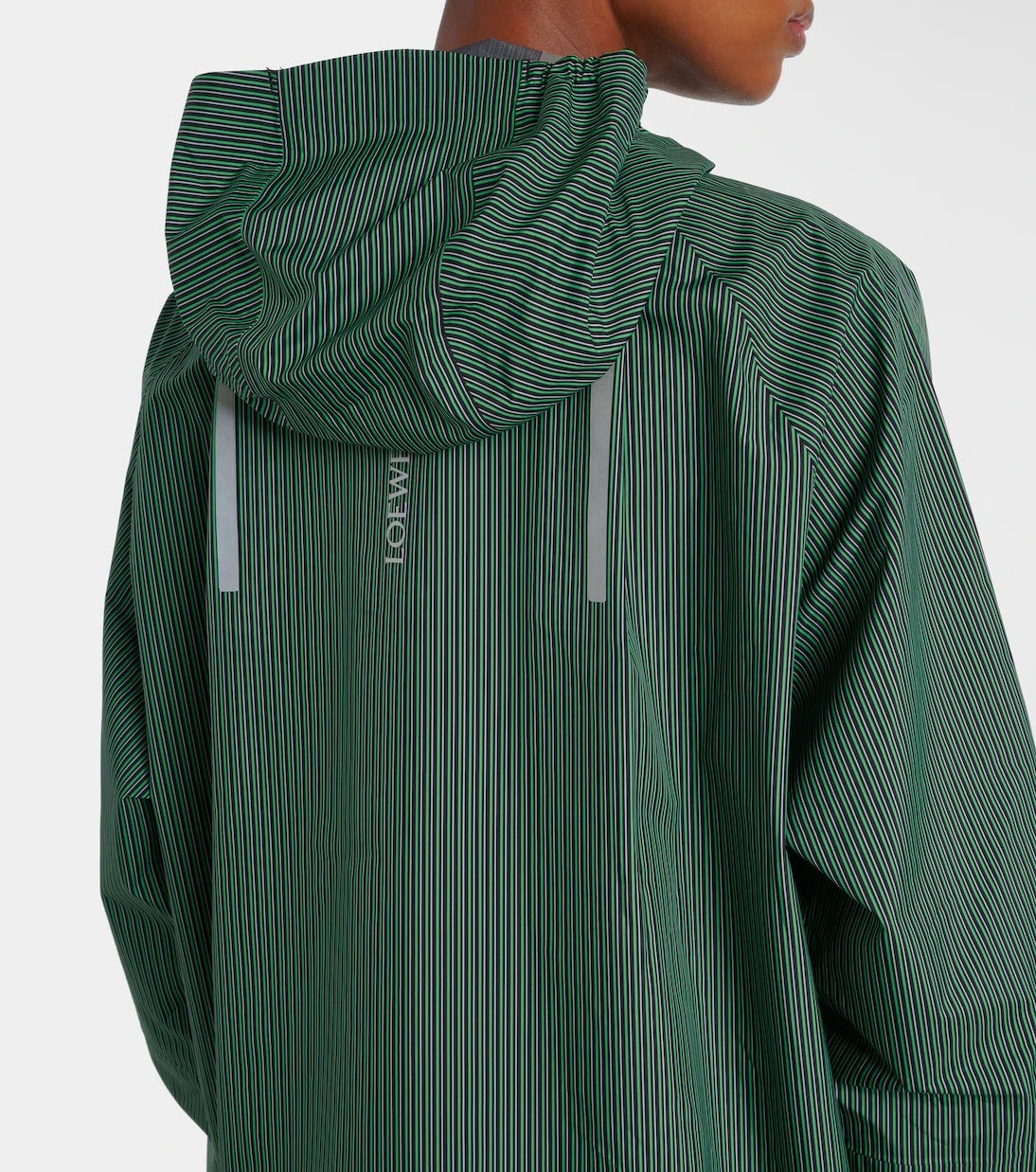 Loewe - جاكيت بنصف سحاب مخطط بالتعاون مع On Storm