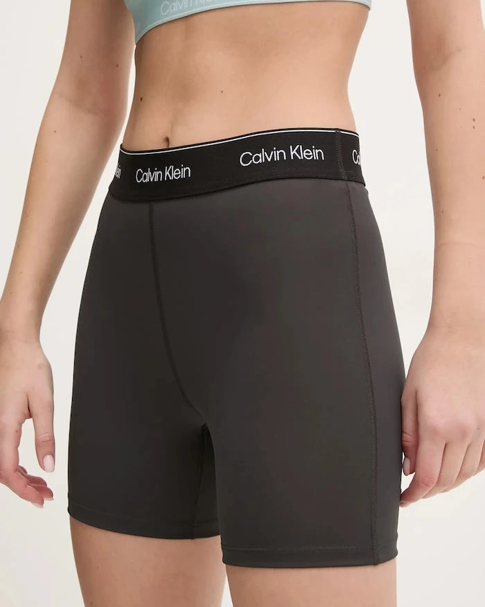 Къс панталон за трениране Calvin Klein Performance