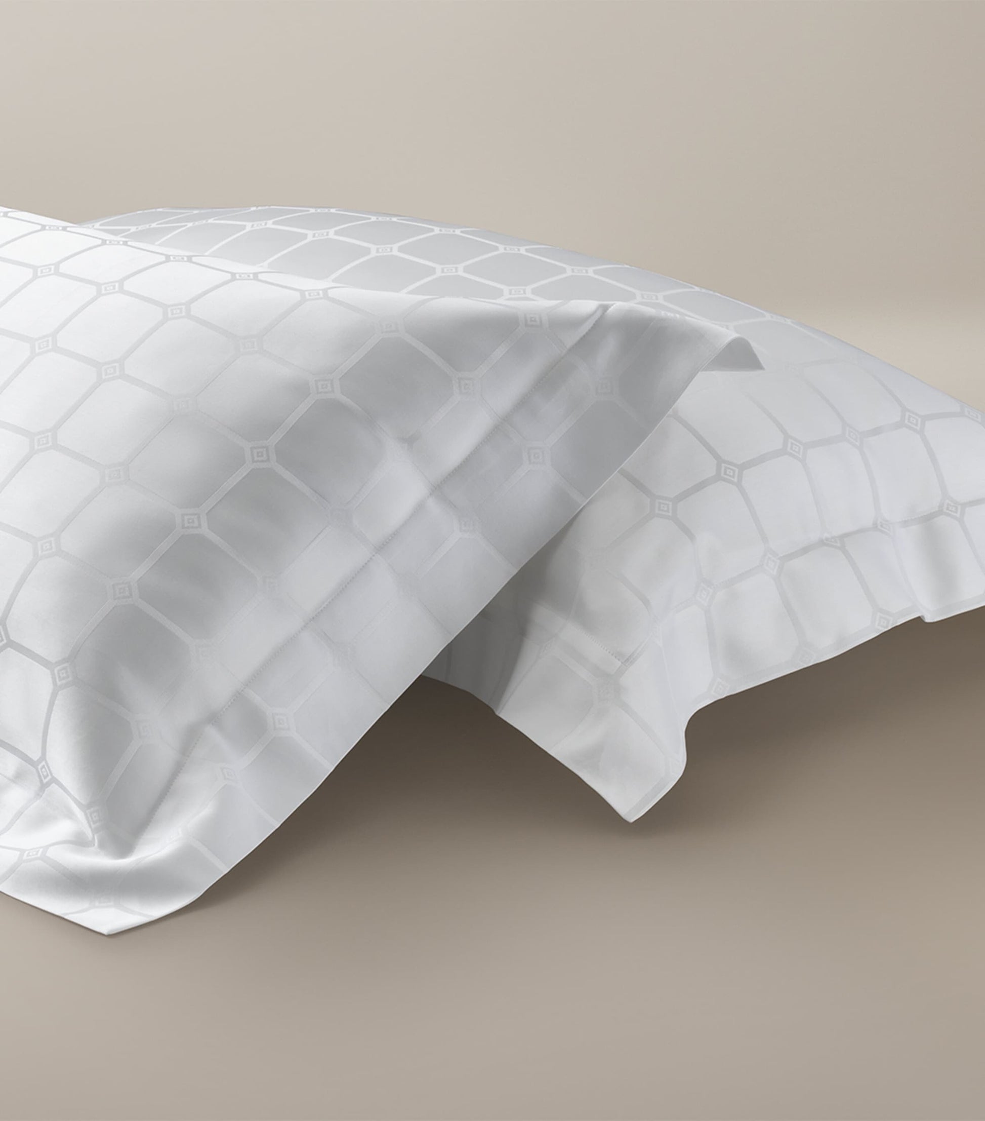 The Trellis King Jacquard Duvet Cover Set (230cm x 220cm)