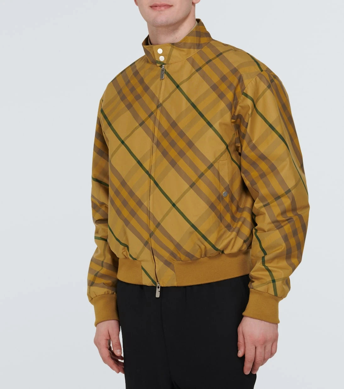 Burberry - جاكيت بومبر قطني من نسيج التويل كاروهات بربري
