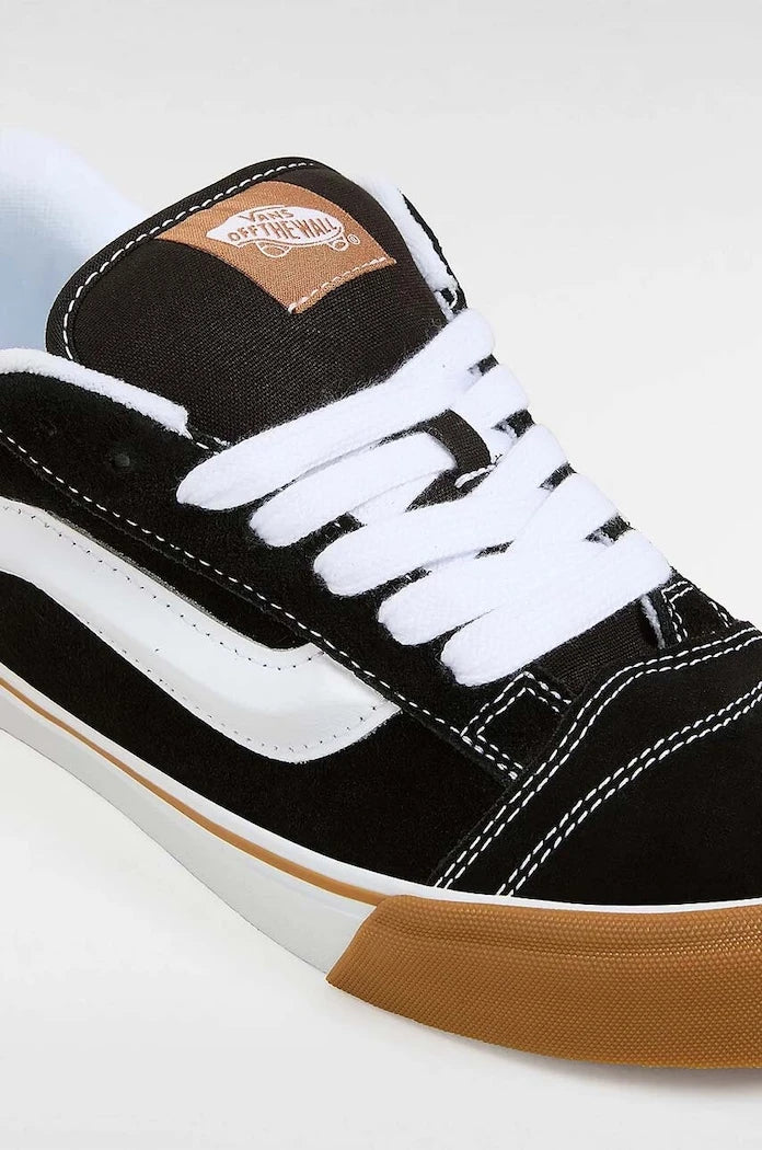 Велурени кецове Vans Knu Skool