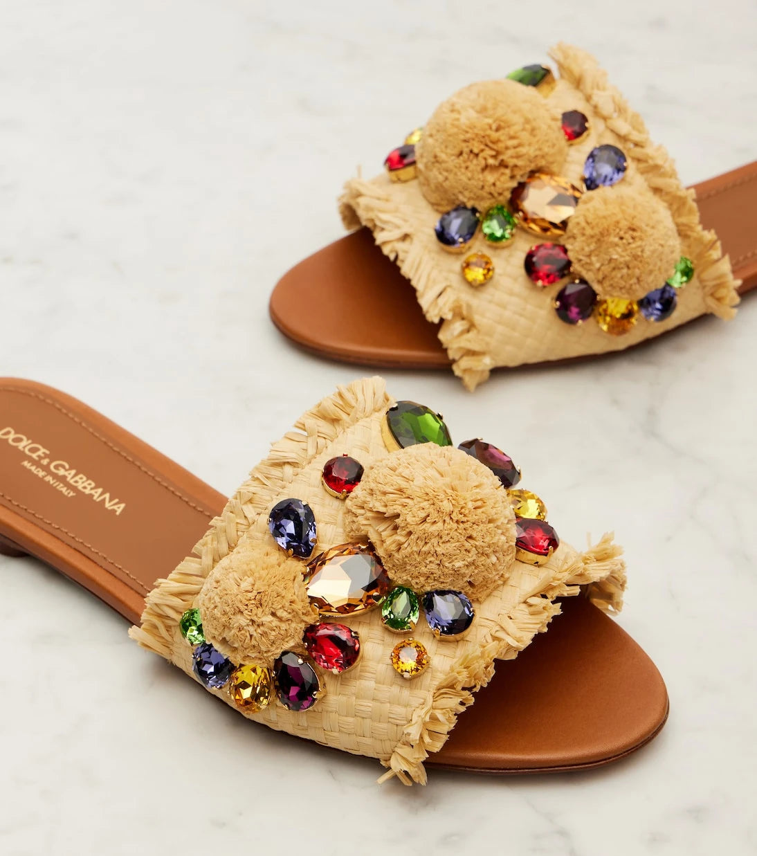 Dolce&Gabbana - شرائح مزخرفة بتأثير الرافيا