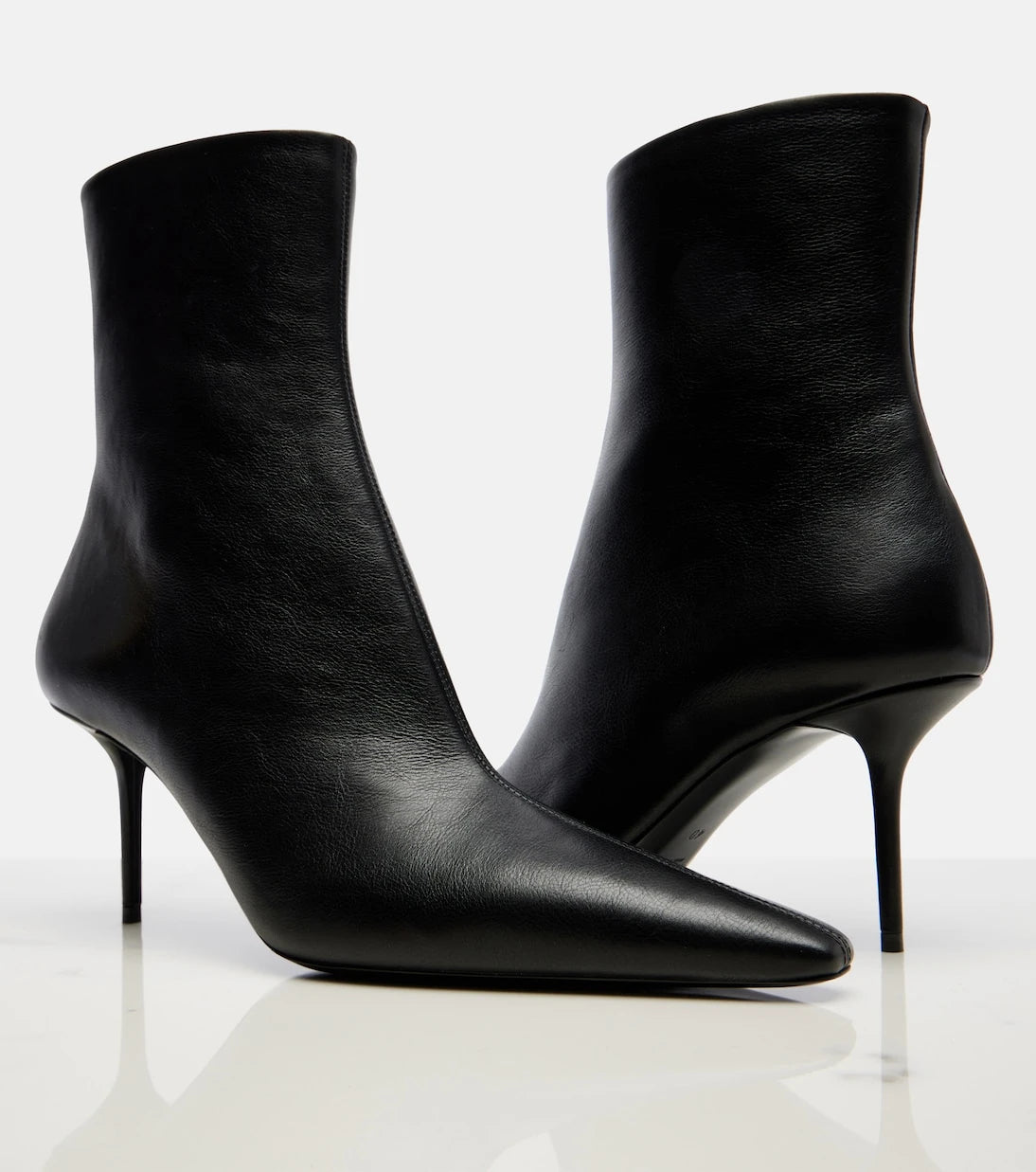 Saint Laurent - Ashley leather ankle boots