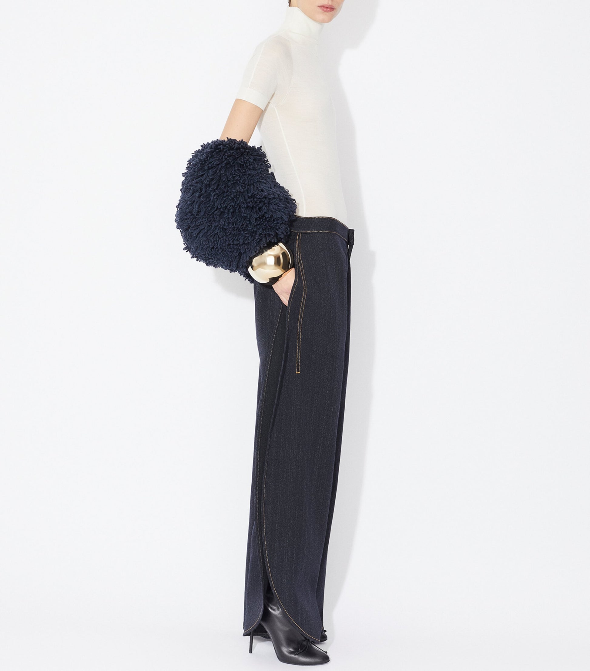 Alaïa Blue Side-Slit Round-Leg Jeans