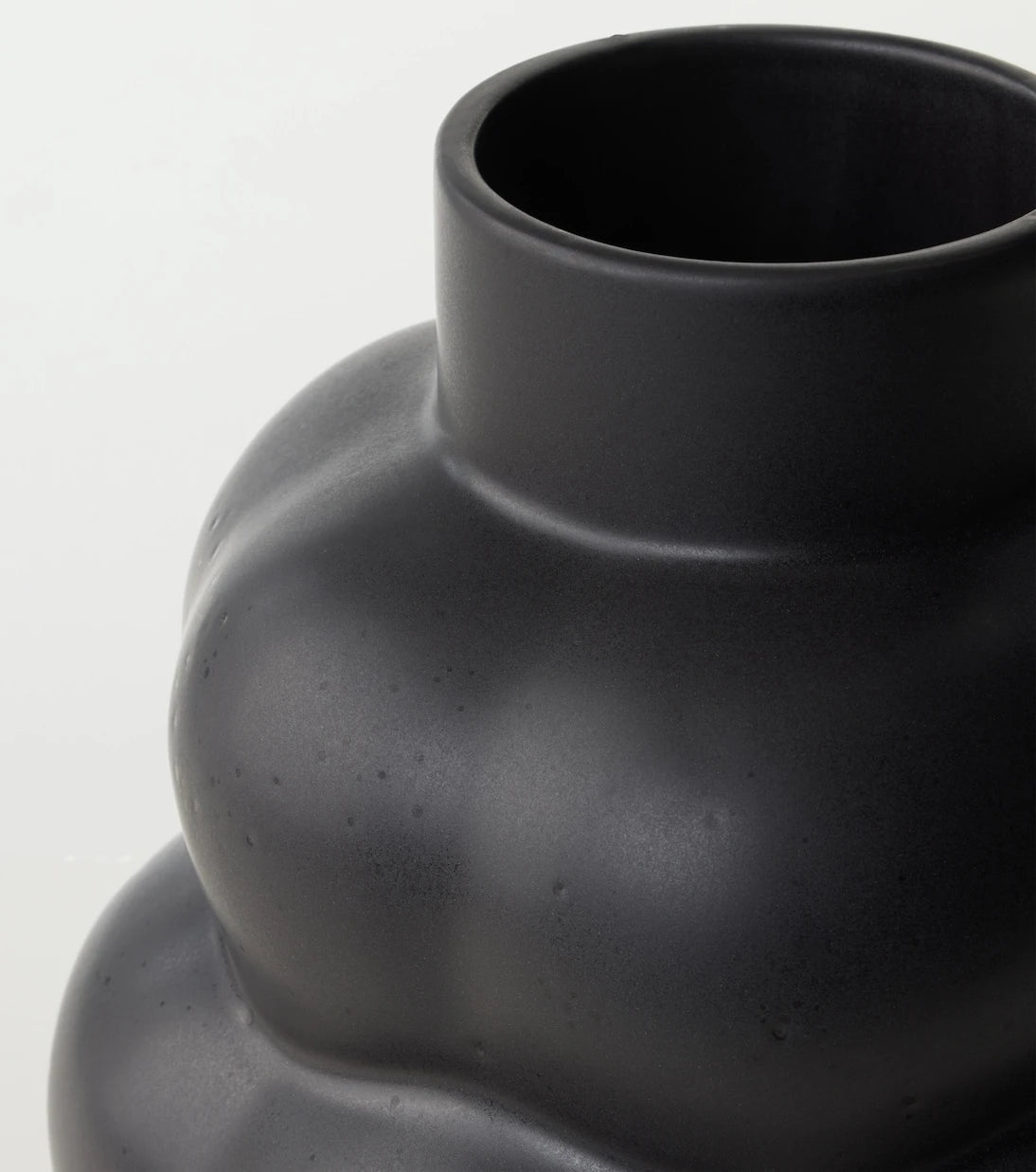 Louise Roe - Balloon ceramic vase