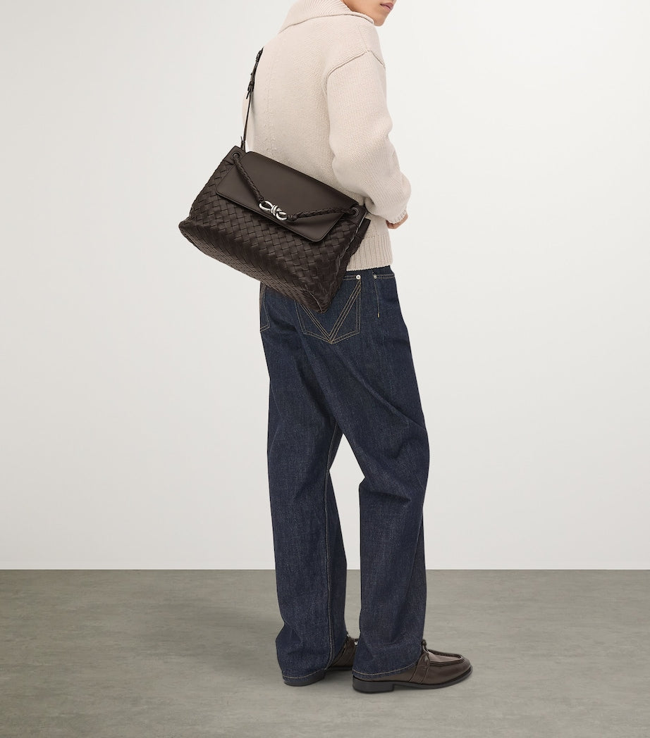 Medium Leather Andiamo Messenger Bag