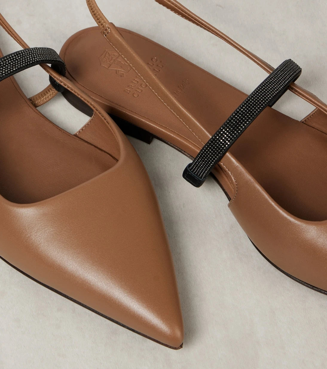 Brunello Cucinelli - Pointy leather slingback flats