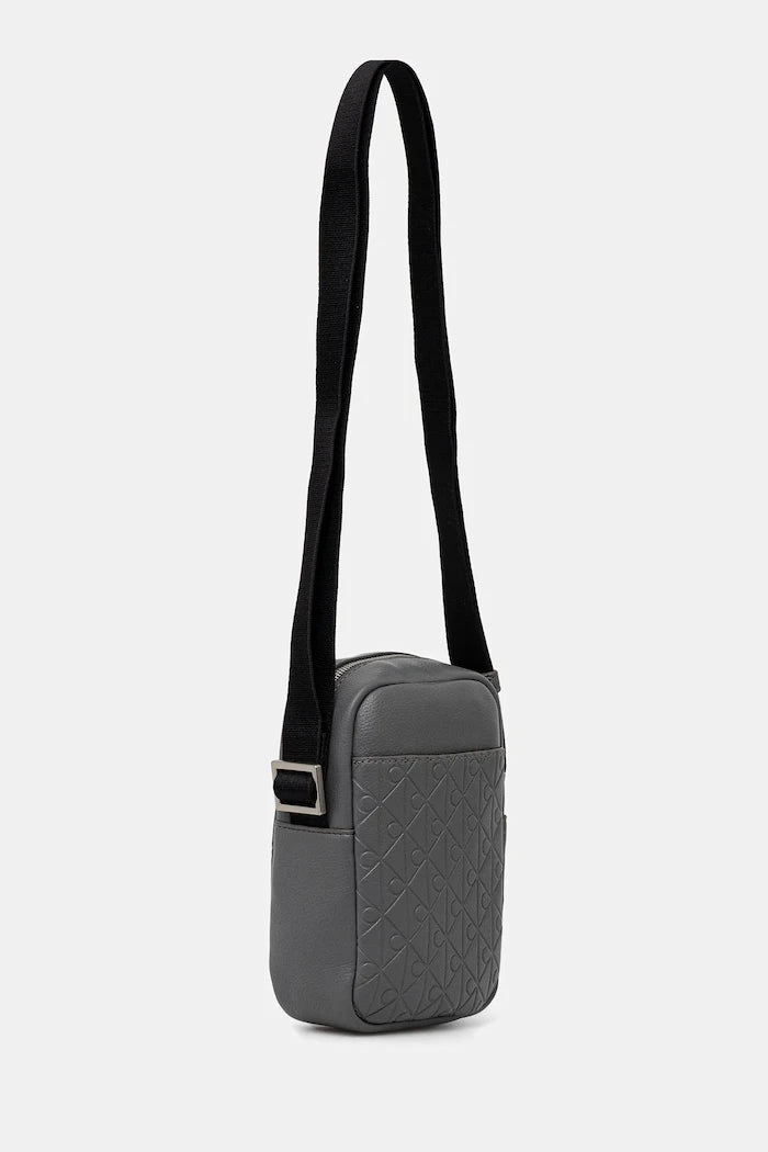 Calvin Klein Omuz Çantası