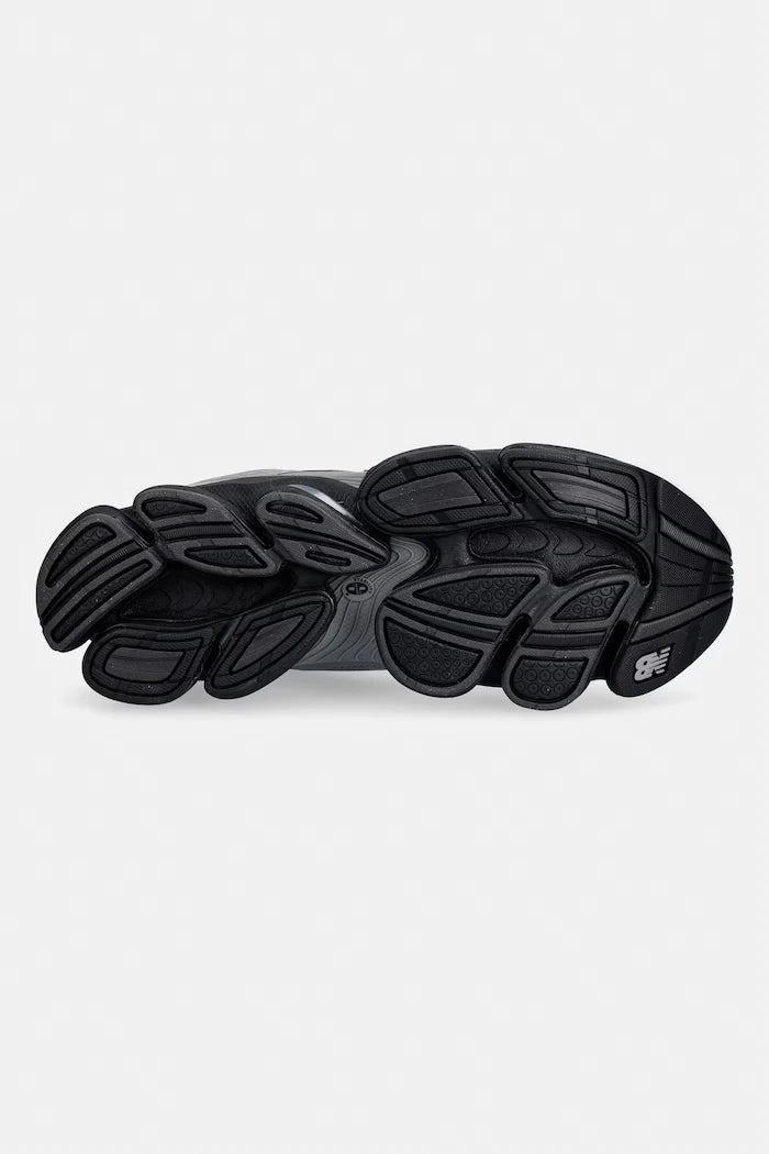 New Balance 2000 Sneakers