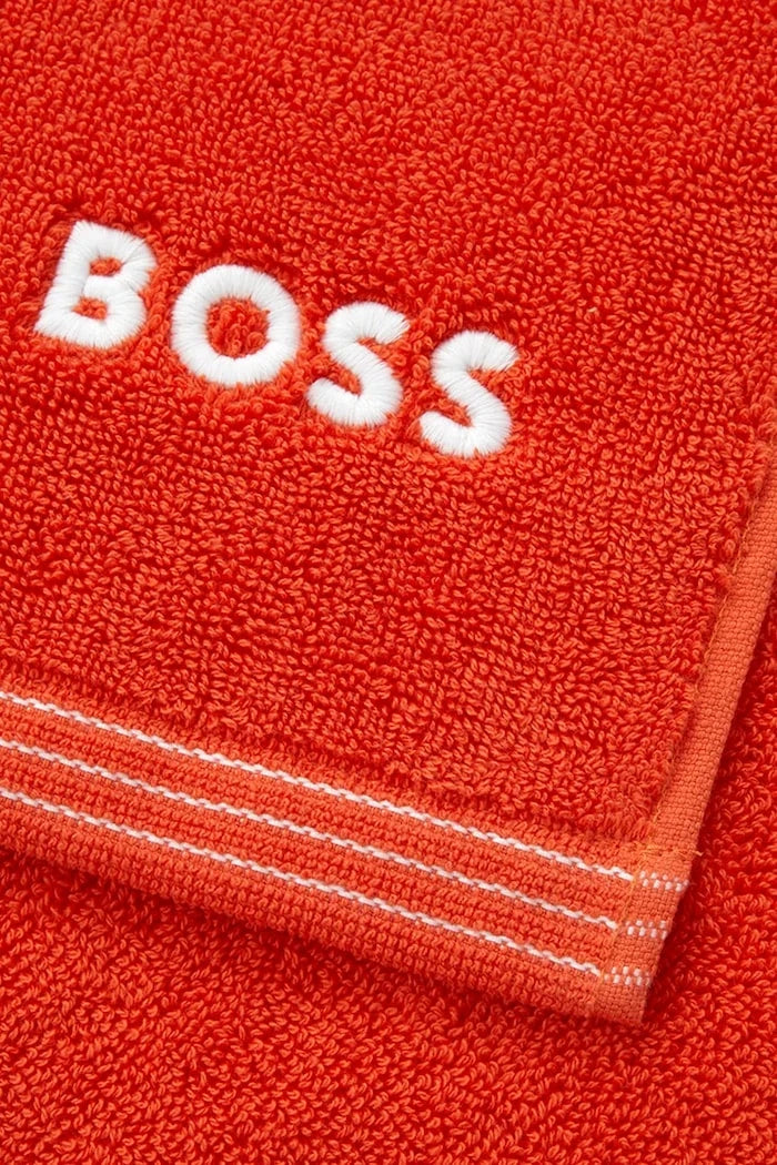 Средна памучна кърпа BOSS EDGE Spice 70 x 140 cm