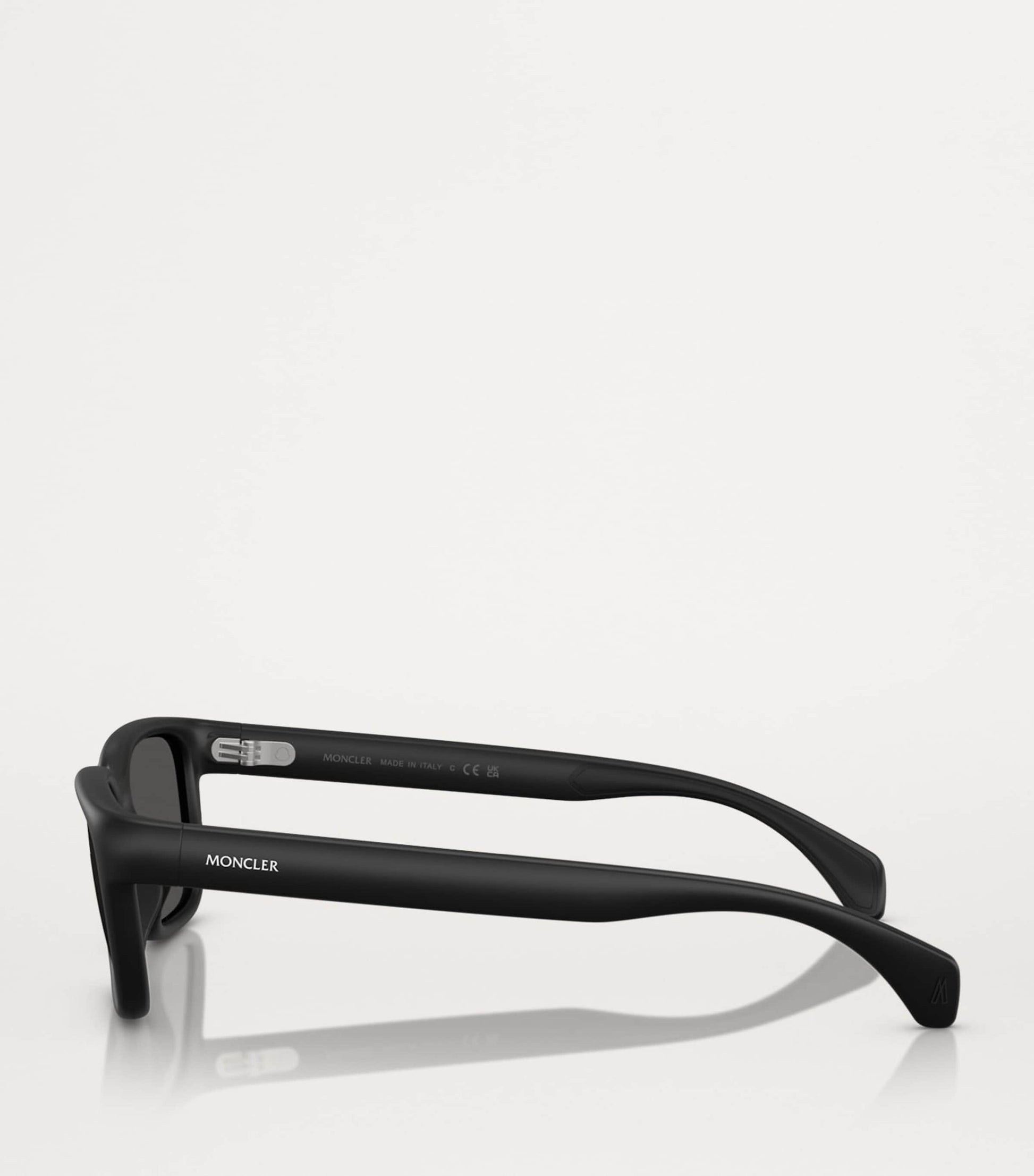 Moncler Black Injected Slicka ME8002 Sunglasses
