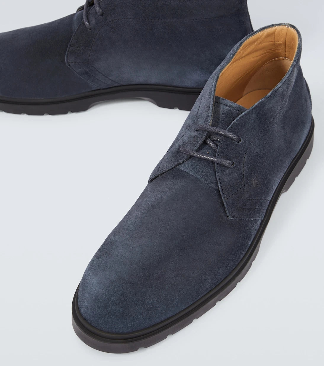 Tod's - Suede desert boots