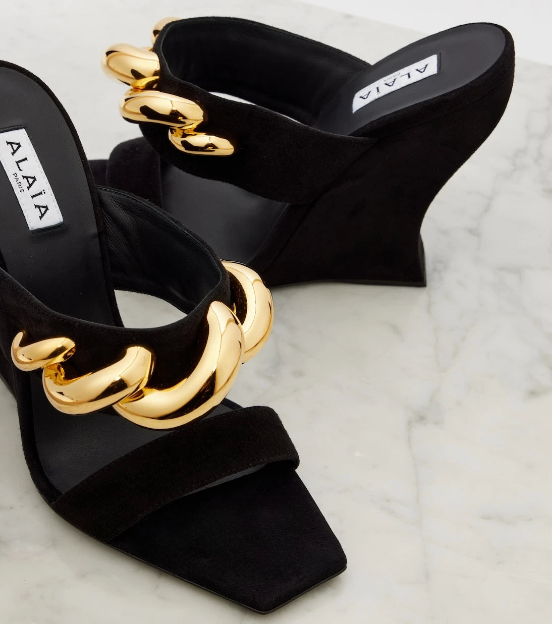 Alaïa - Wave Jewel 110 حذاء مفتوح بكعب ويدج من الشمواه