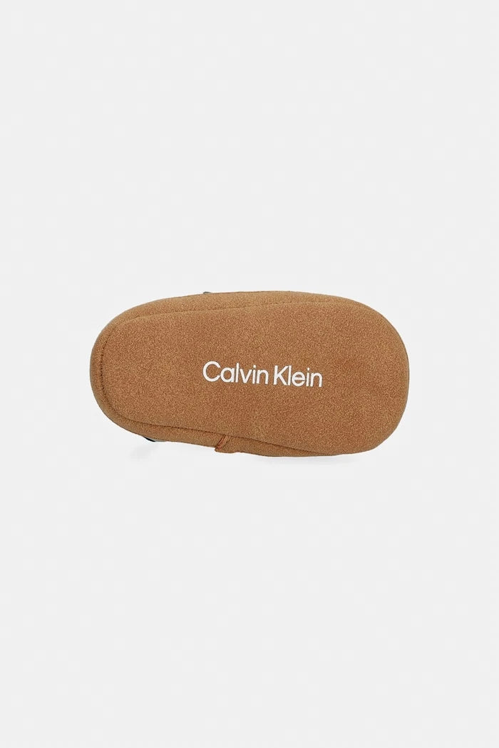 Calvin Klein маратонки за бебе
