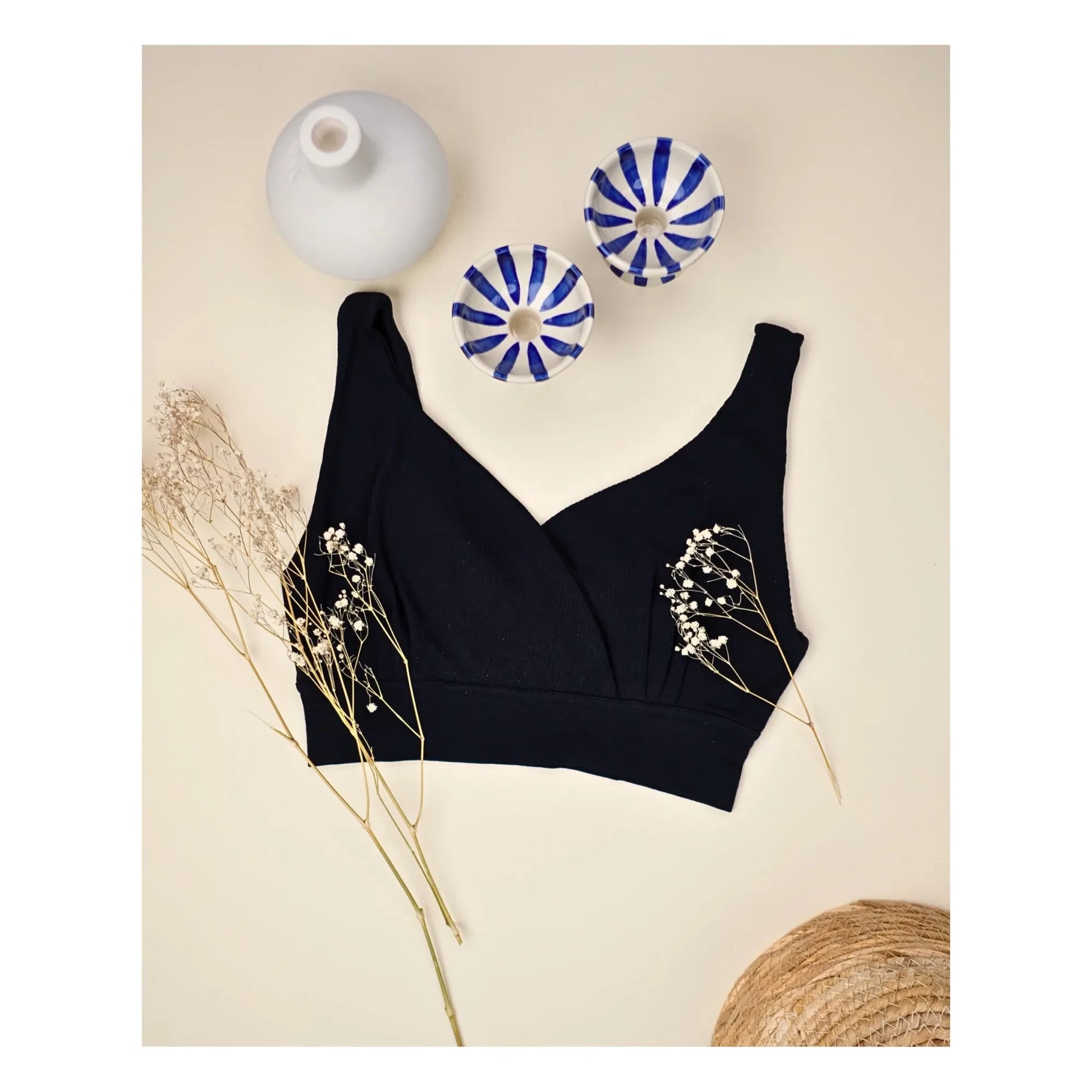 Mama Hangs - Nursing Bra | Black