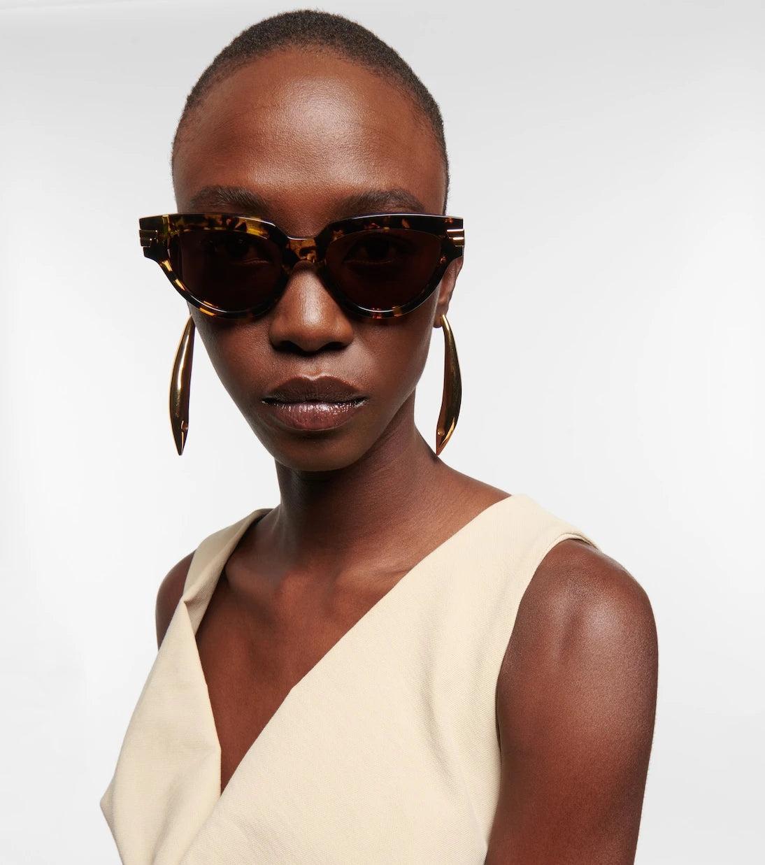 Bottega Veneta - Cat-eye sunglasses