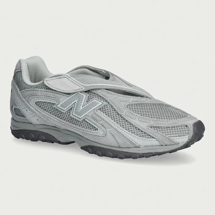 New Balance 204V Kadın Sneaker