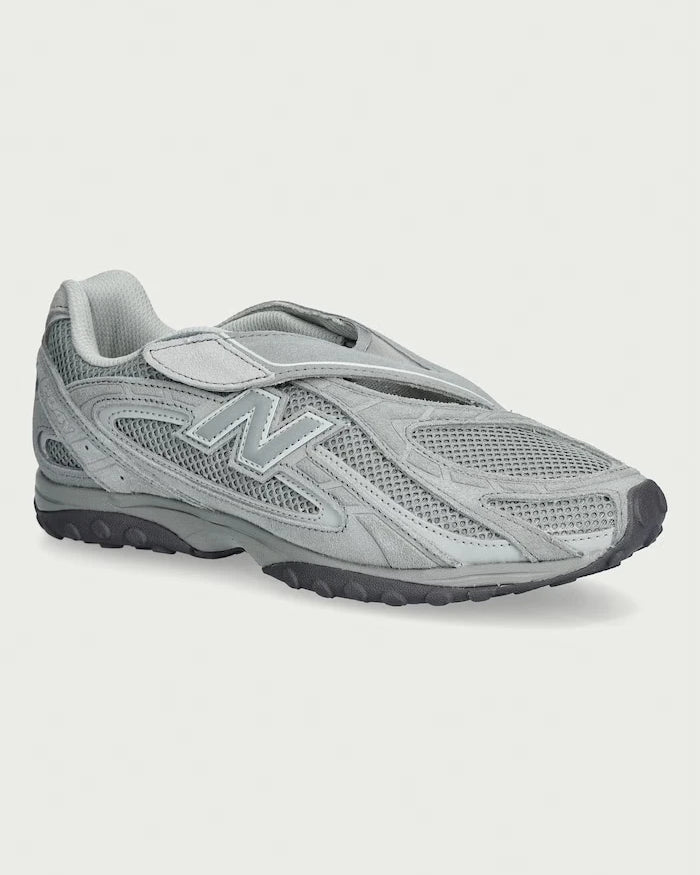 New Balance 204V Kadın Sneaker