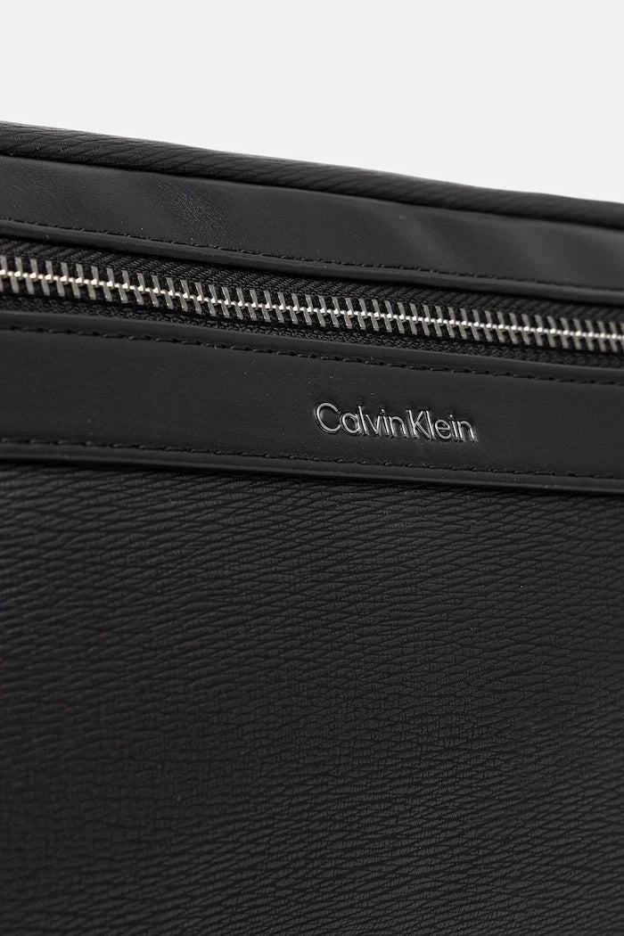Calvin Klein Omuz Çantası