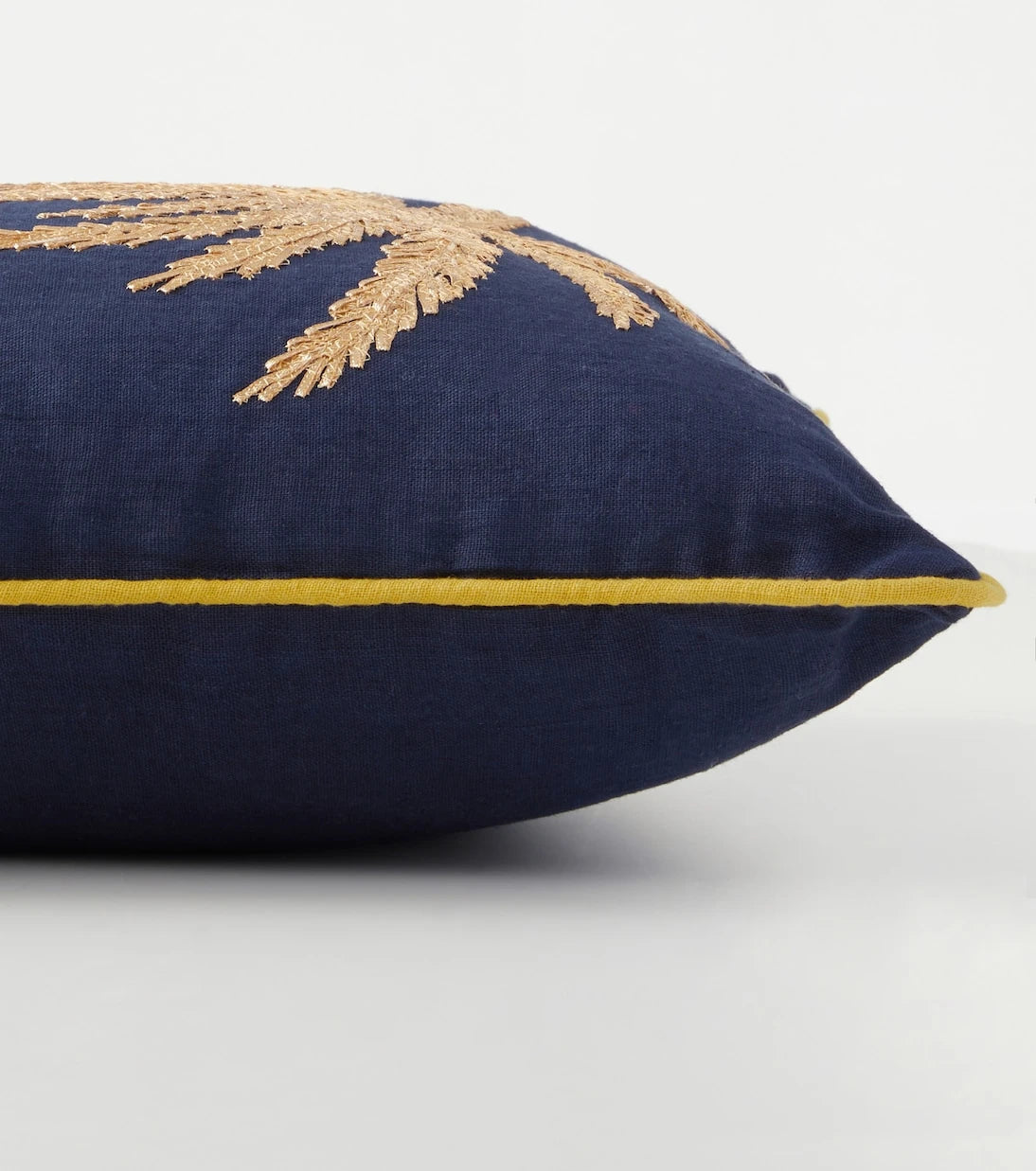 Les-Ottomans - Embroidered cotton canvas cushion