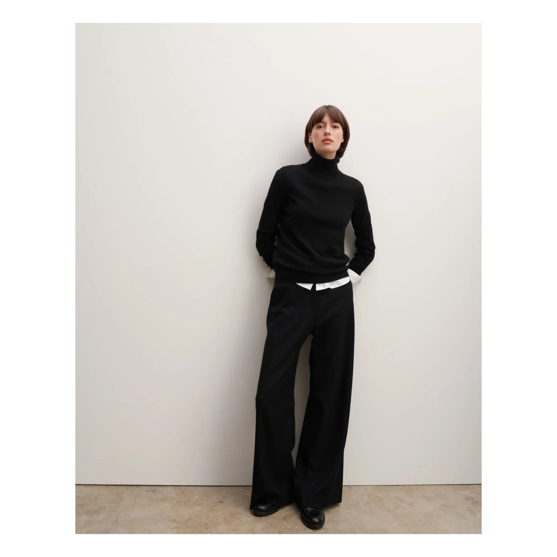 Bompard - Classic Cashmere Roll Neck Sweater | Charcoal grey
