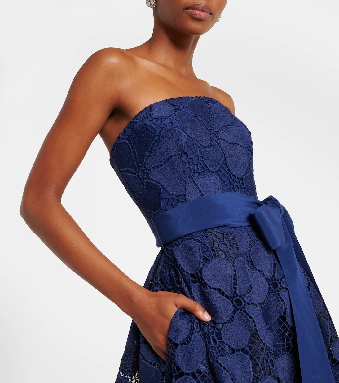Elie Saab - Lace bustier gown