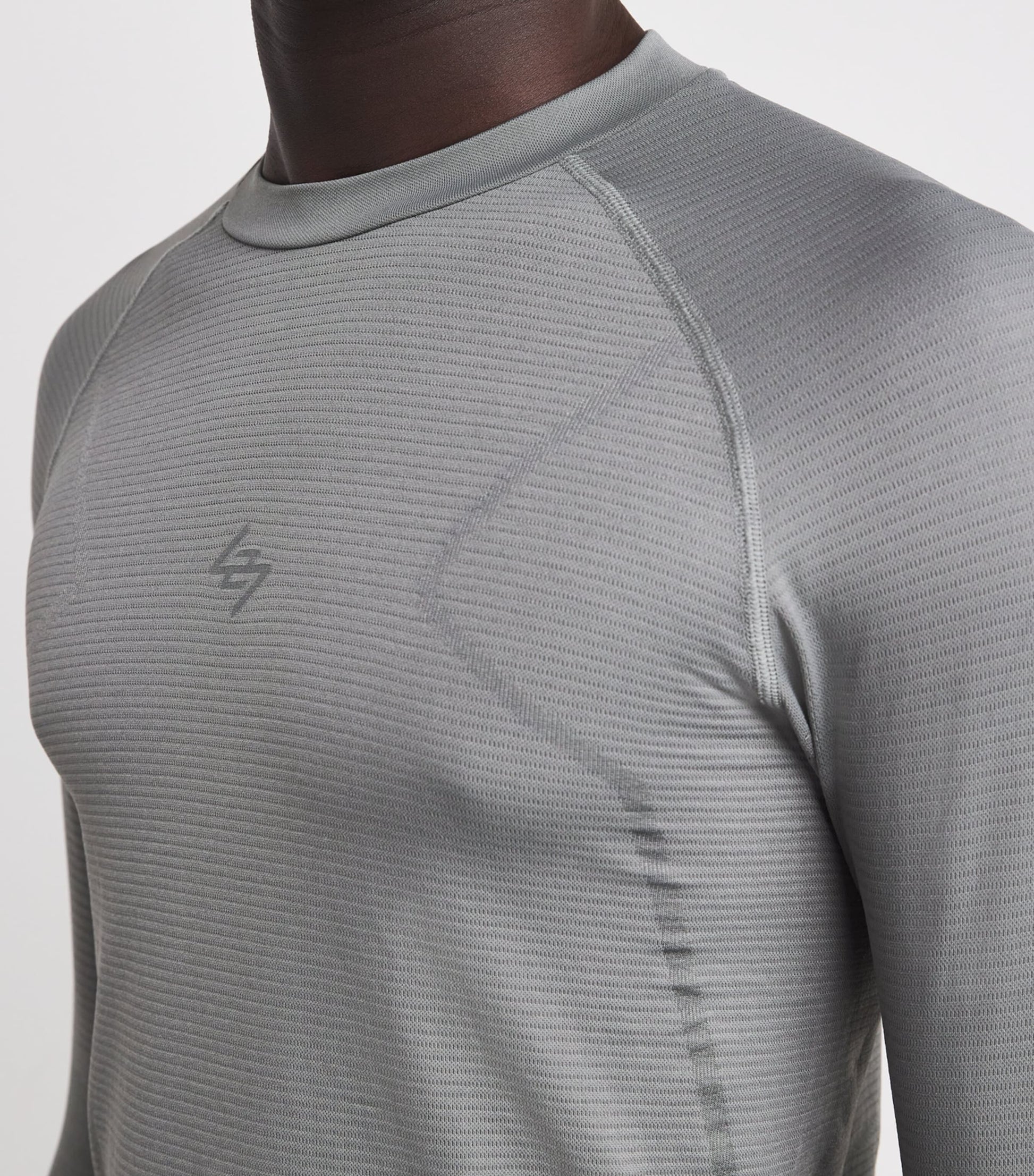 Represent 247 Long-Sleeve Seamless Uprising T-Shirt