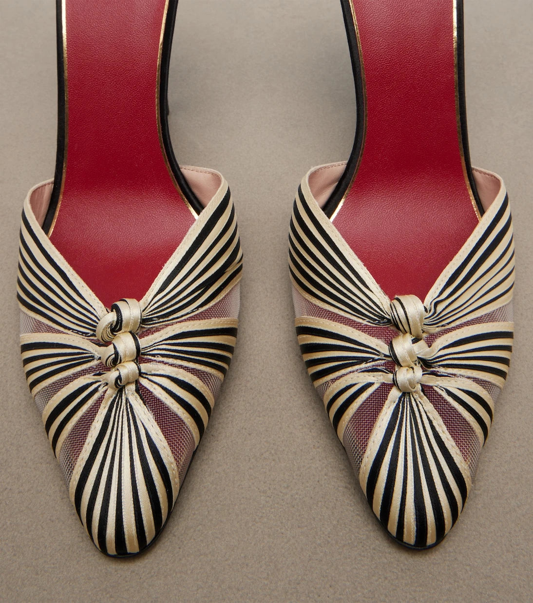 Valentino Garavani - Annine satin pumps