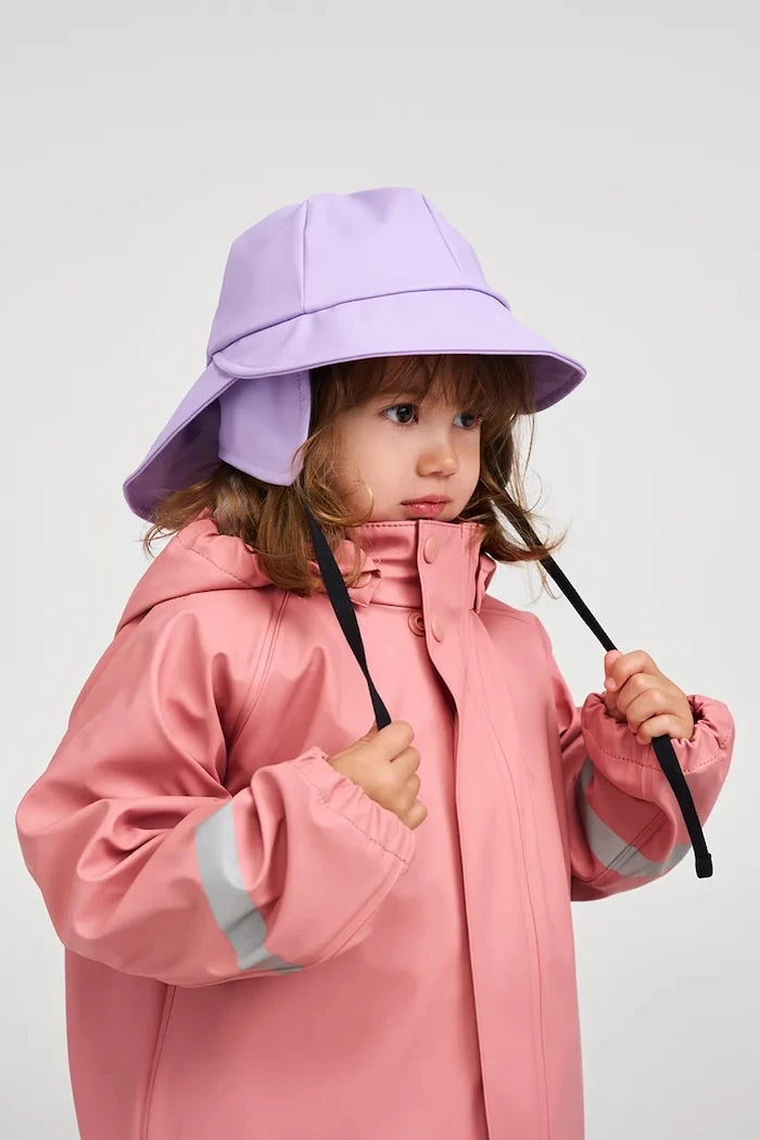 Детска шапка с козирка Reima Rainy