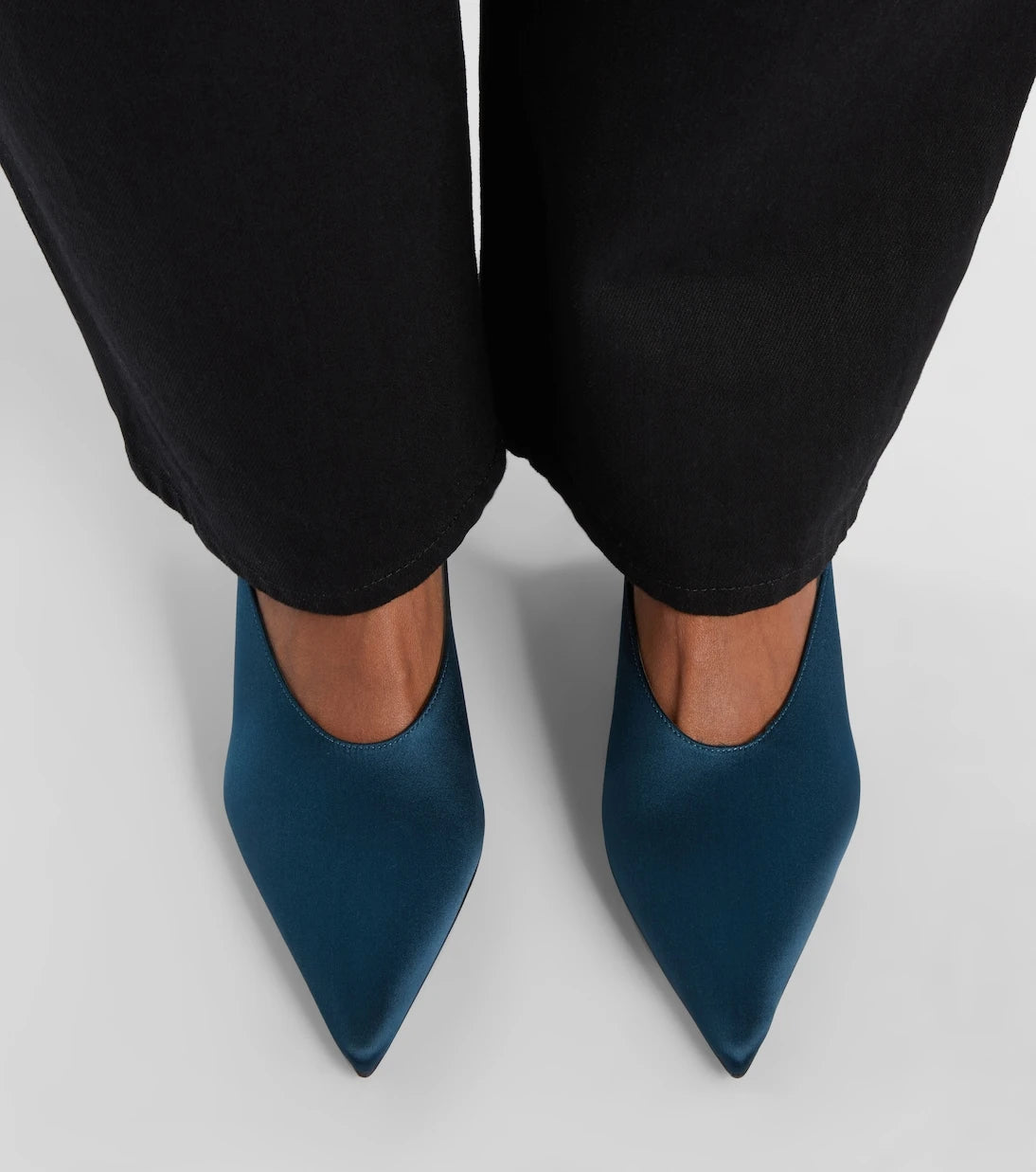 Alaïa - Küp saten dolgu topuk terlik