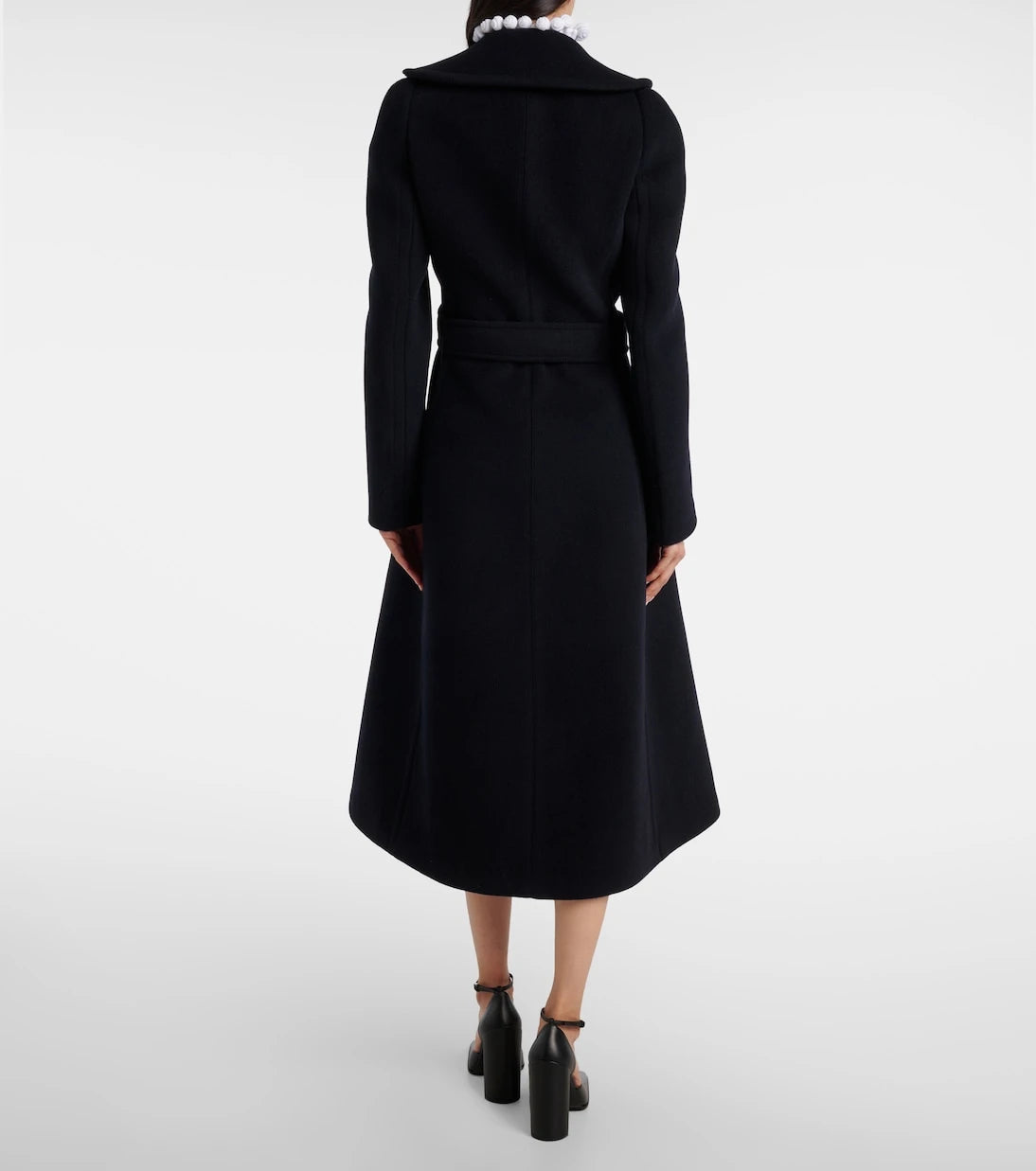 Alaïa - معطف صوف بقصّةٍ مصمَّمة