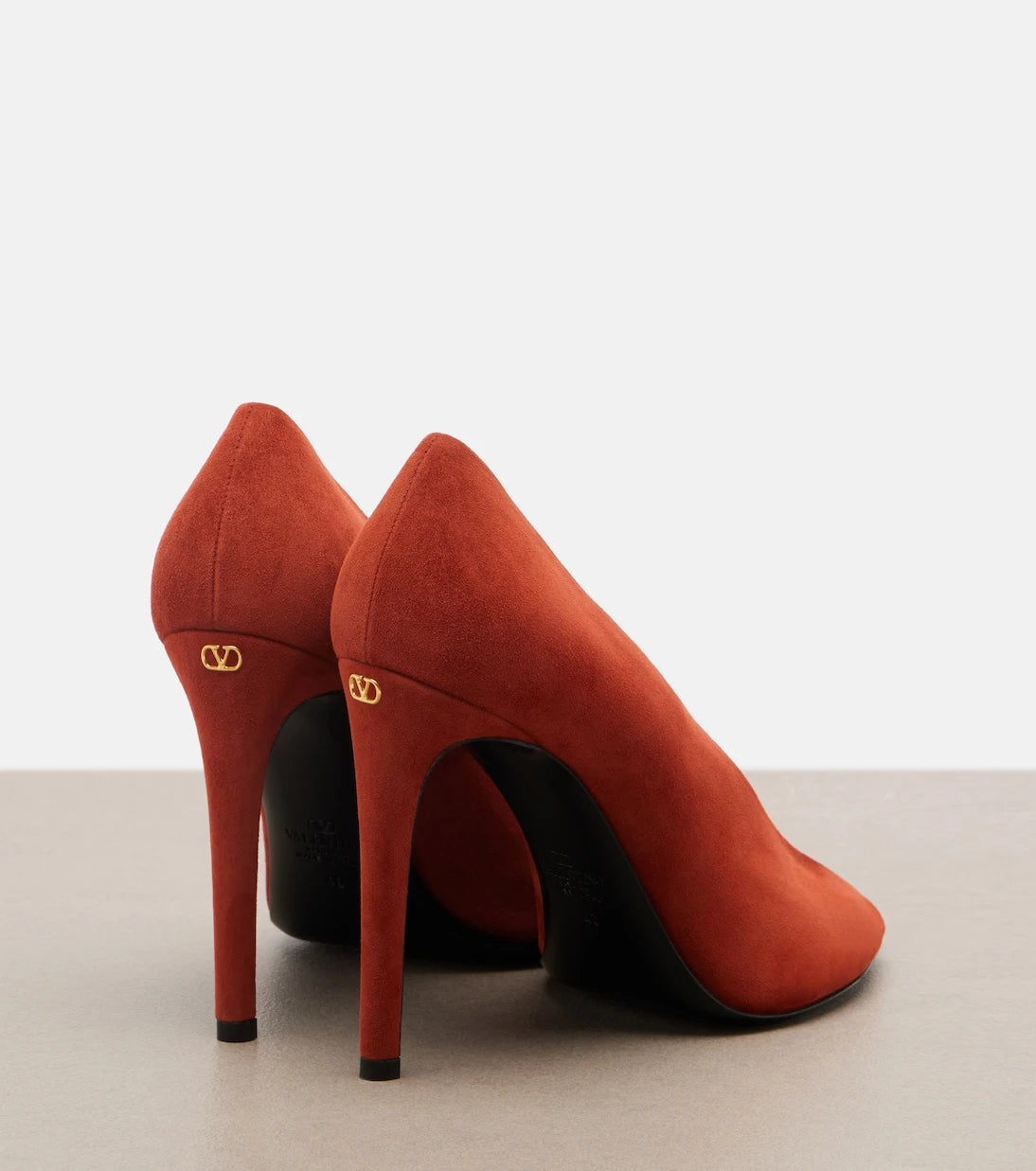 Valentino Garavani - Révélé suede peep-toe pumps
