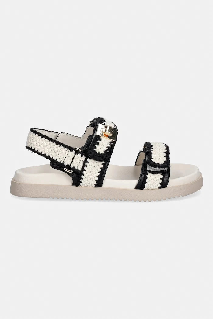 Steve Madden kadın açık topuklu sandalet Mona-M