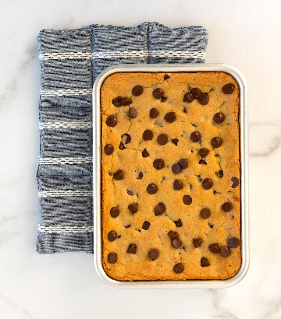 Nordic Ware Naturals Aluminium Eighth Sheet Pan