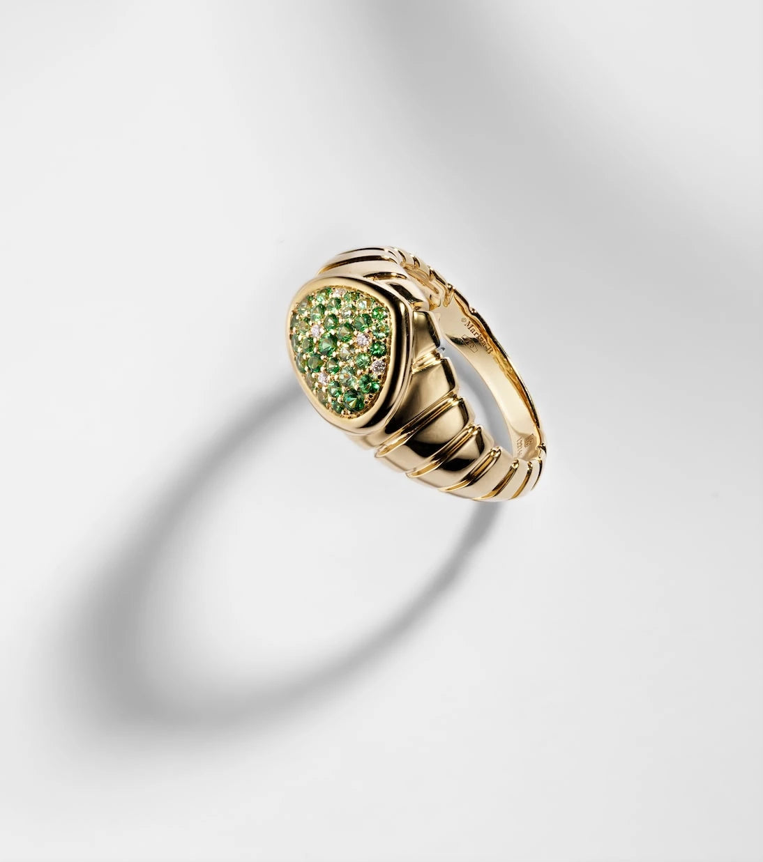 Marina B - Timo 18kt gold ring with tsavorites and diamonds
