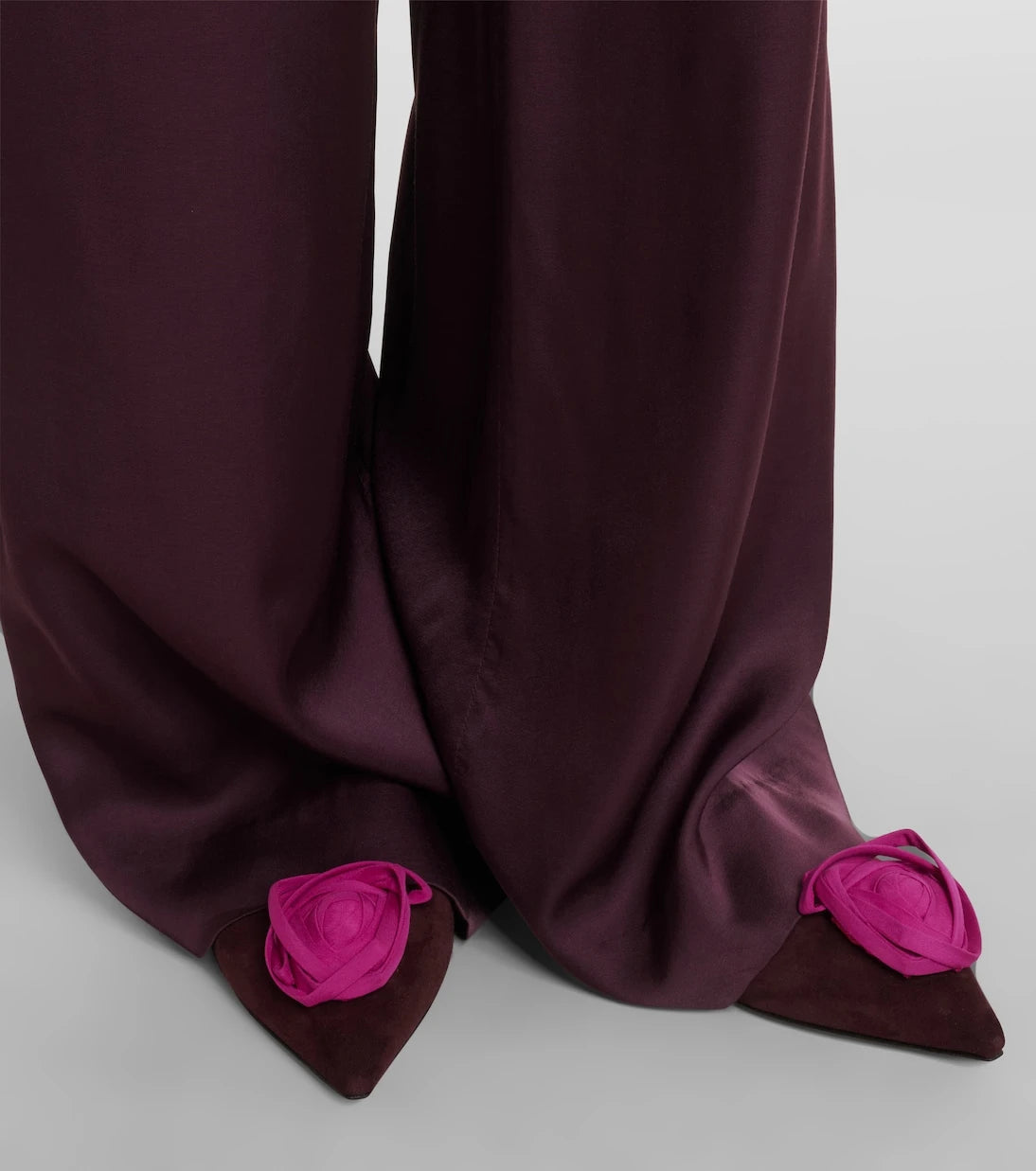 Roger Vivier - Rose Vivier suede ballet flats