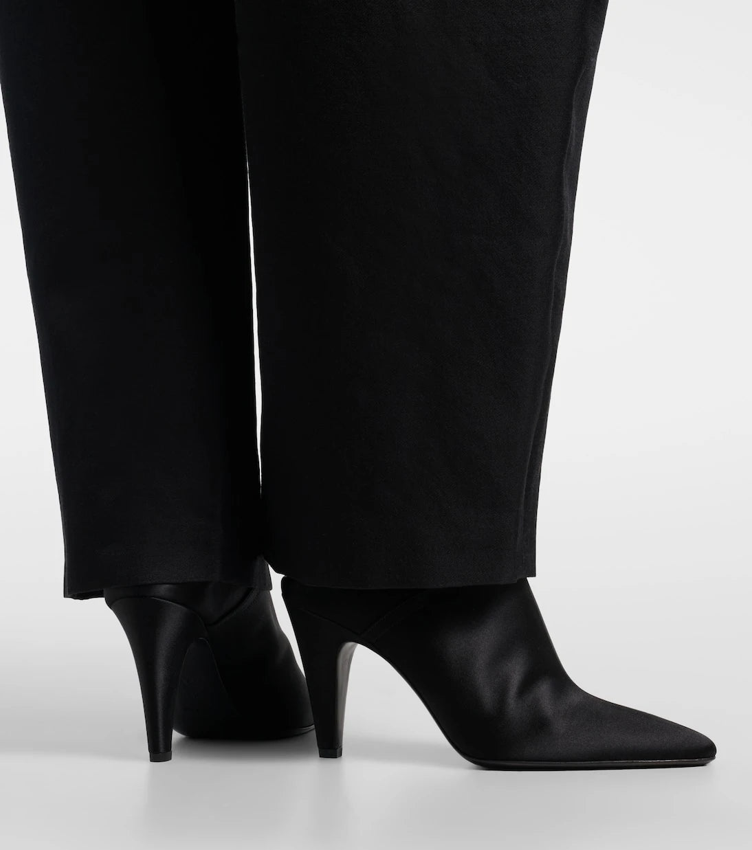 Alaïa - Koni topuklu saten mule terlik