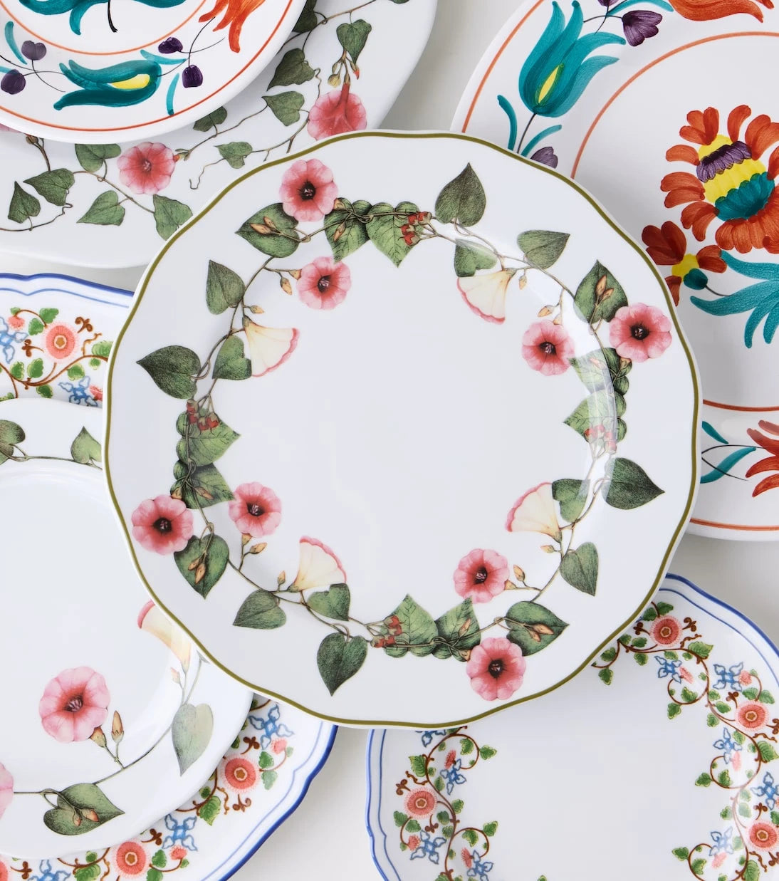Cabana - Ciclamino floral porcelain dinner plate