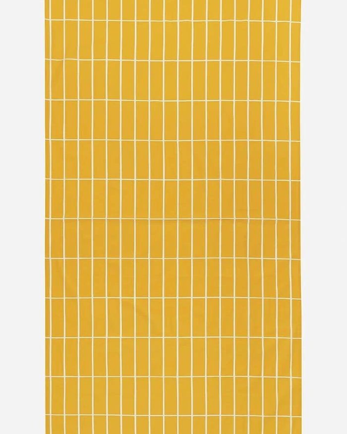 Marimekko pamuklu masa örtüsü 135 x 245 cm