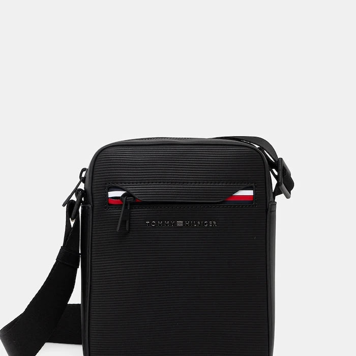 Чанта през рамо Tommy Hilfiger