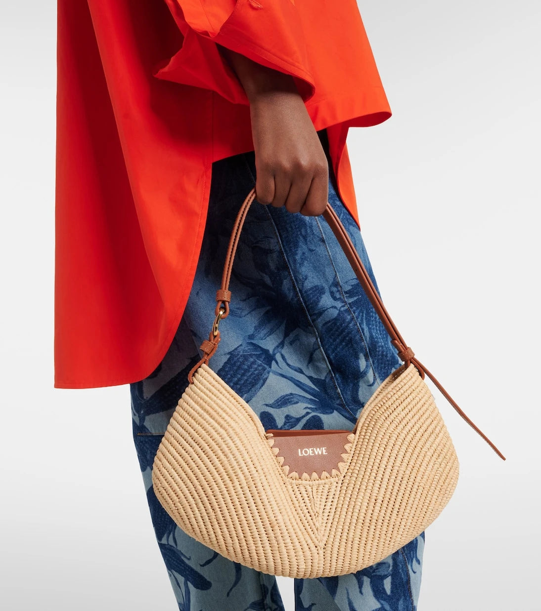 Loewe - Paula's Ibiza Swing Medium raffia tote bag