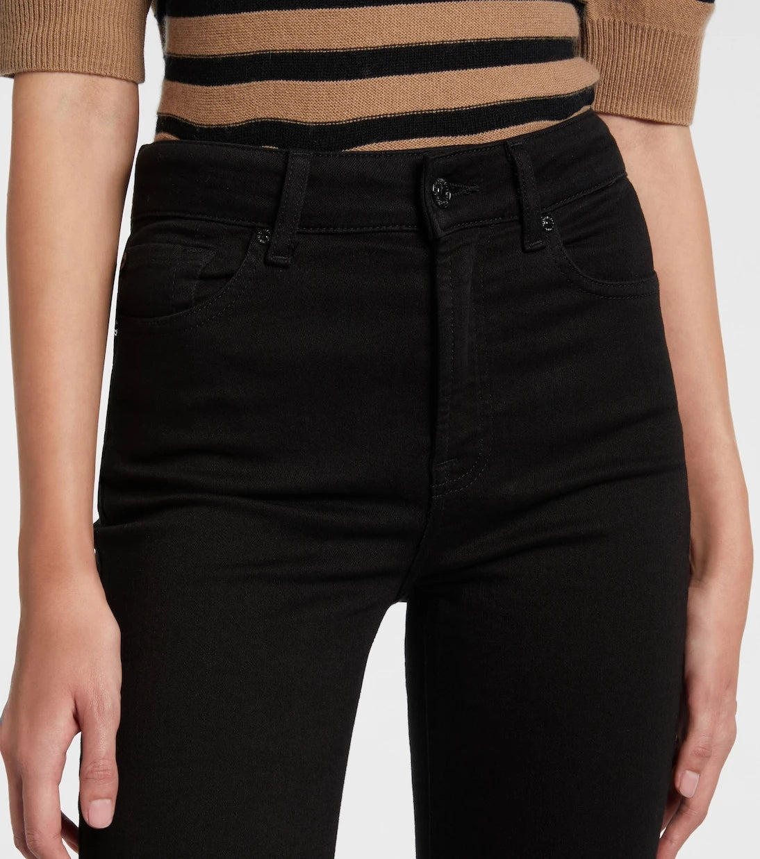 7 For All Mankind - بنطلون جينز ليجي بقصة بوت كات سوهو متوسط الارتفاع