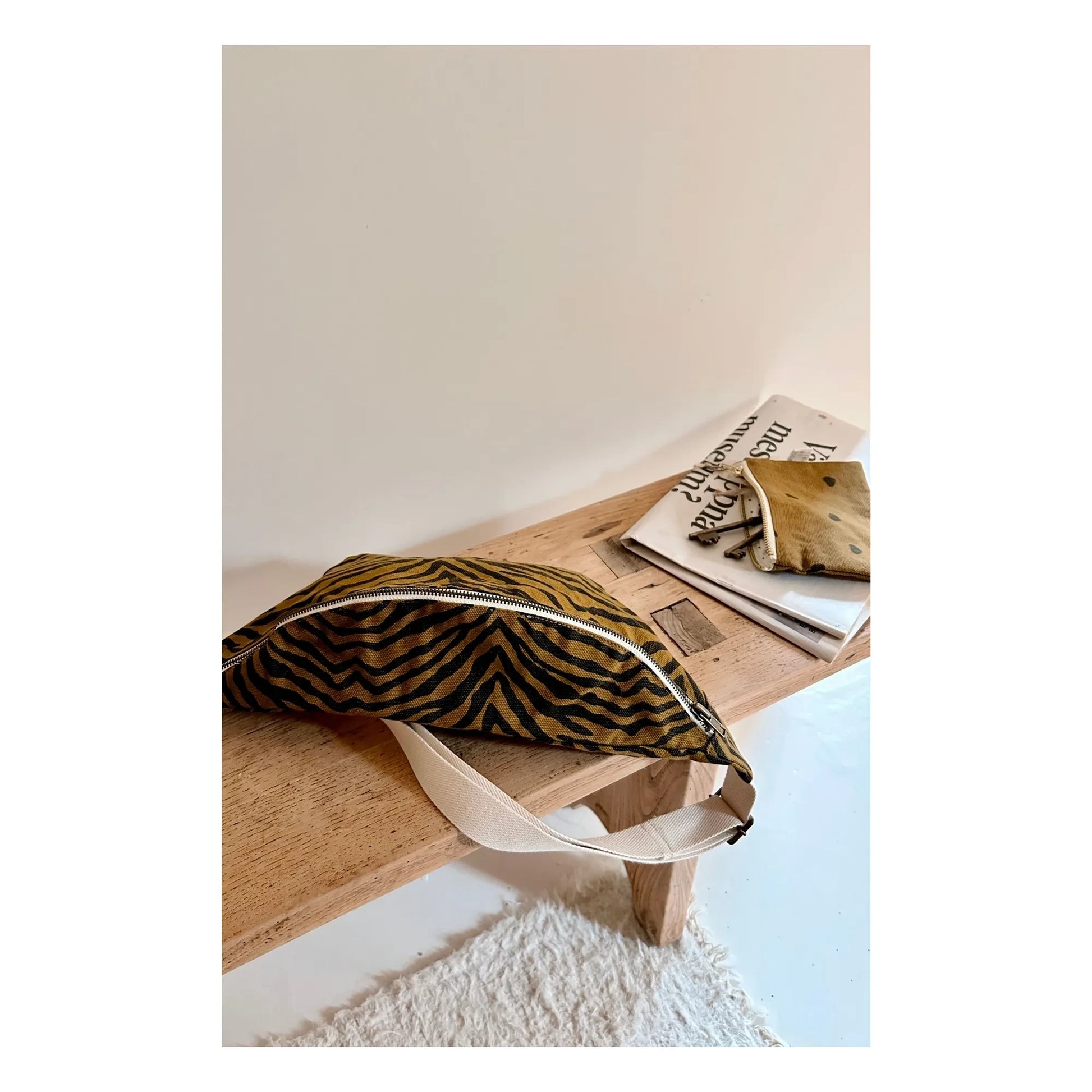 Rose in April - Zebrou fanny pack | Brown