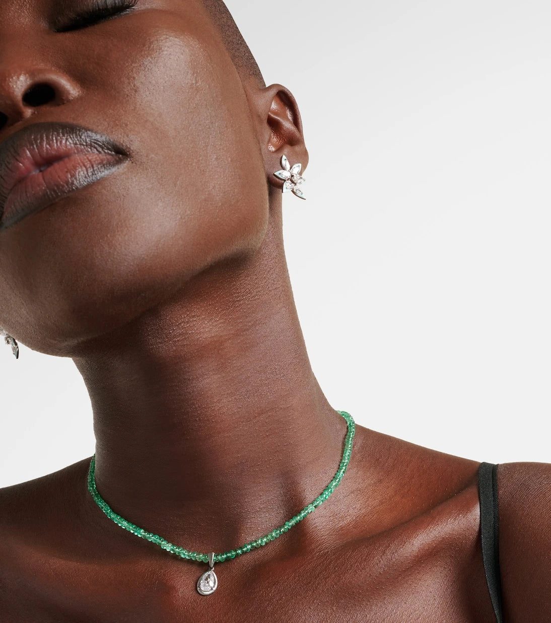 Kamyen - 18kt gold necklace with emerald and diamonds
