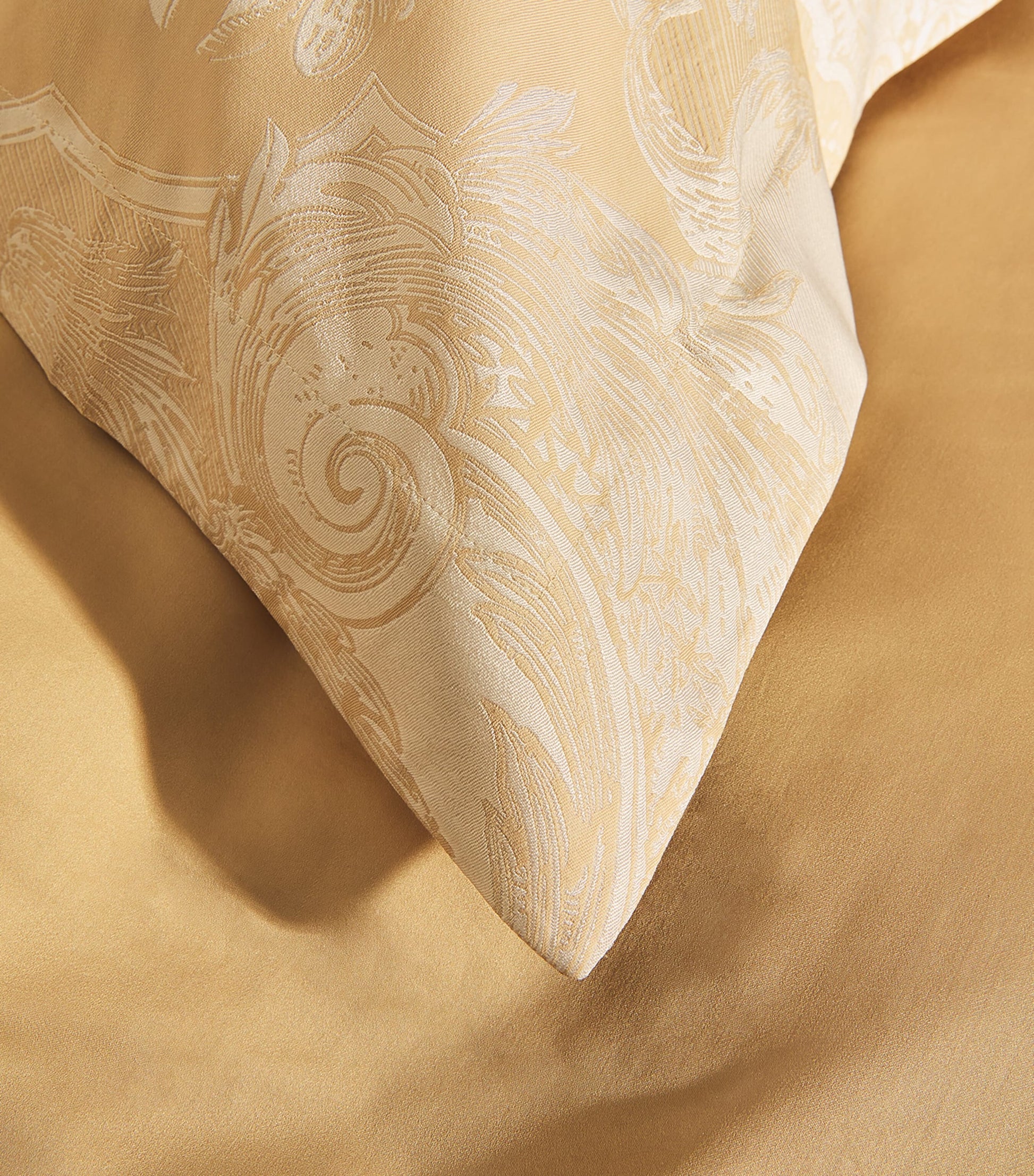 Cotton-Silk Pompadour Square Pillowcase (65cm x 65cm)