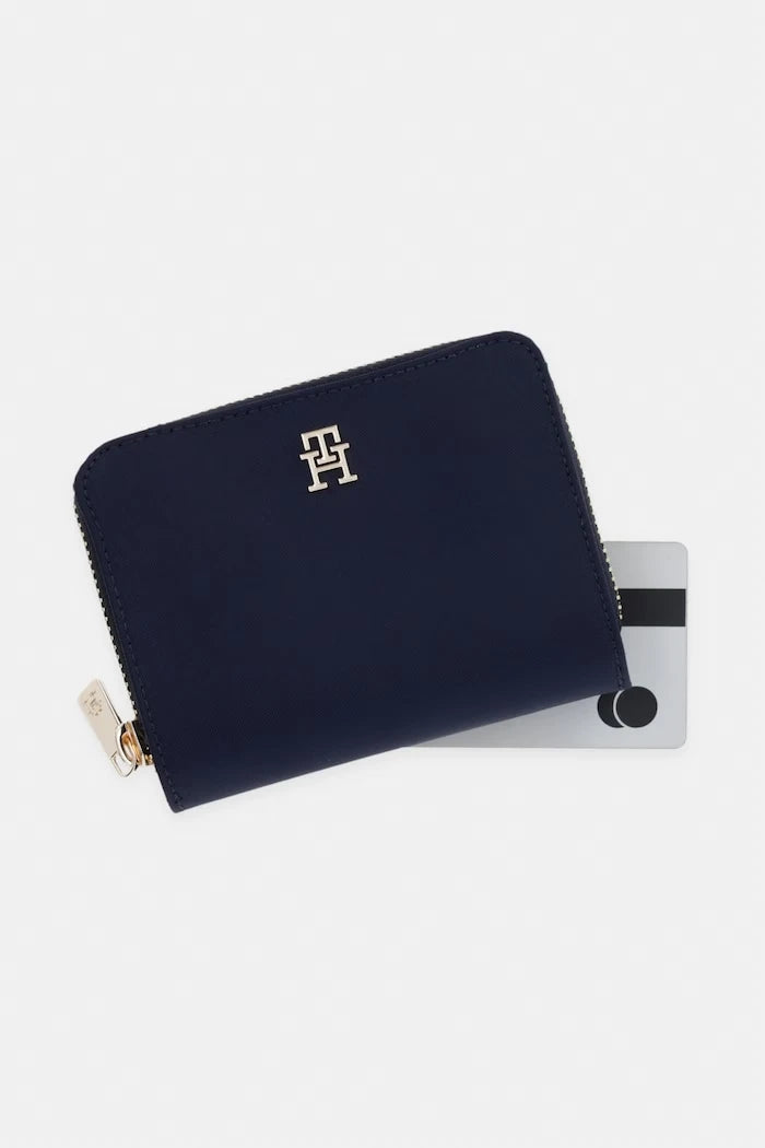Tommy Hilfiger kadın cüzdanı