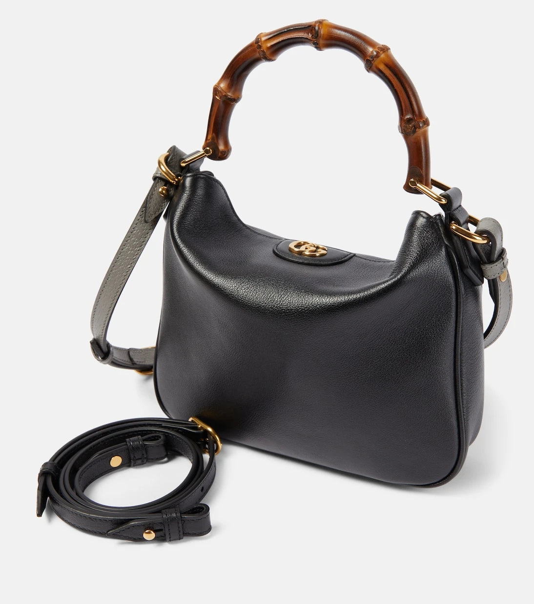 Gucci - حقيبة كتف ديانا صغيرة من الجلد