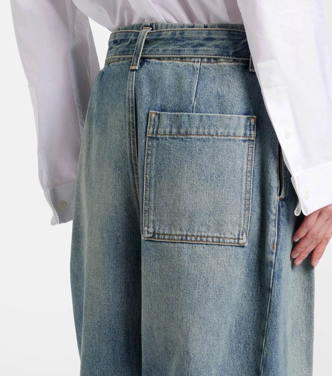 Loewe - Pleated wide-leg jeans