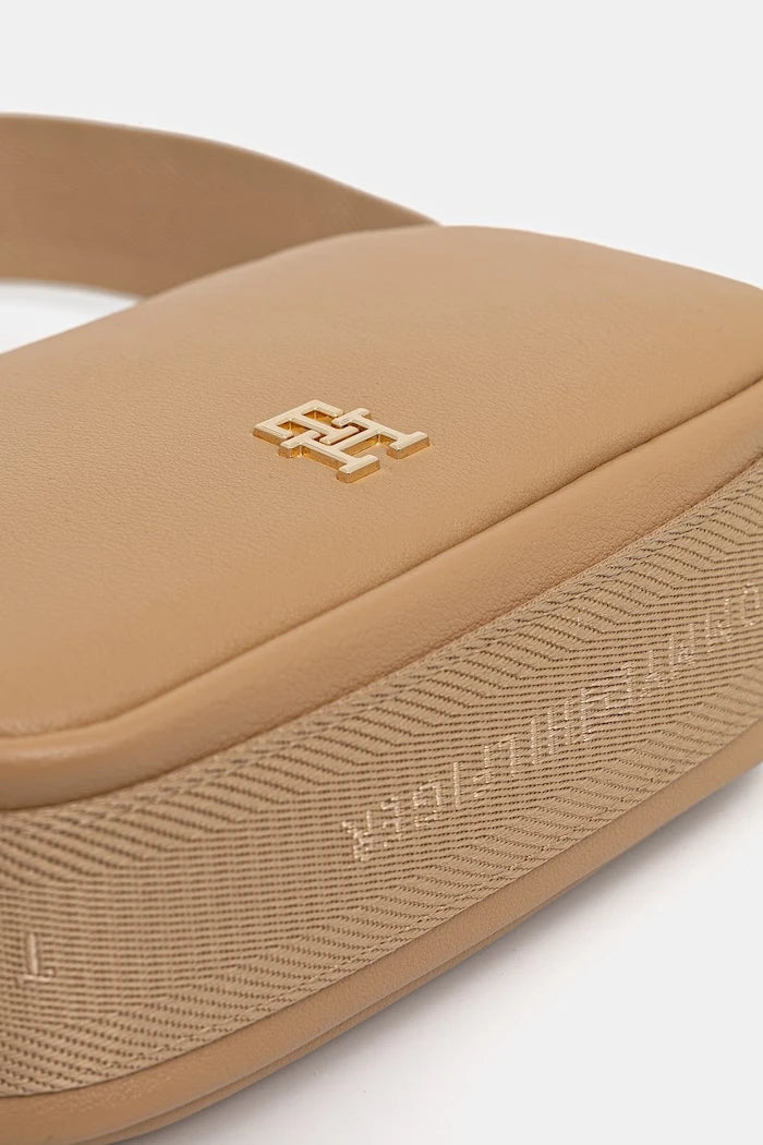 Tommy Hilfiger kadın crossbody çanta suni deri